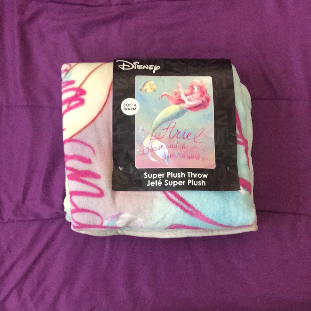 The little merdmaid blanket